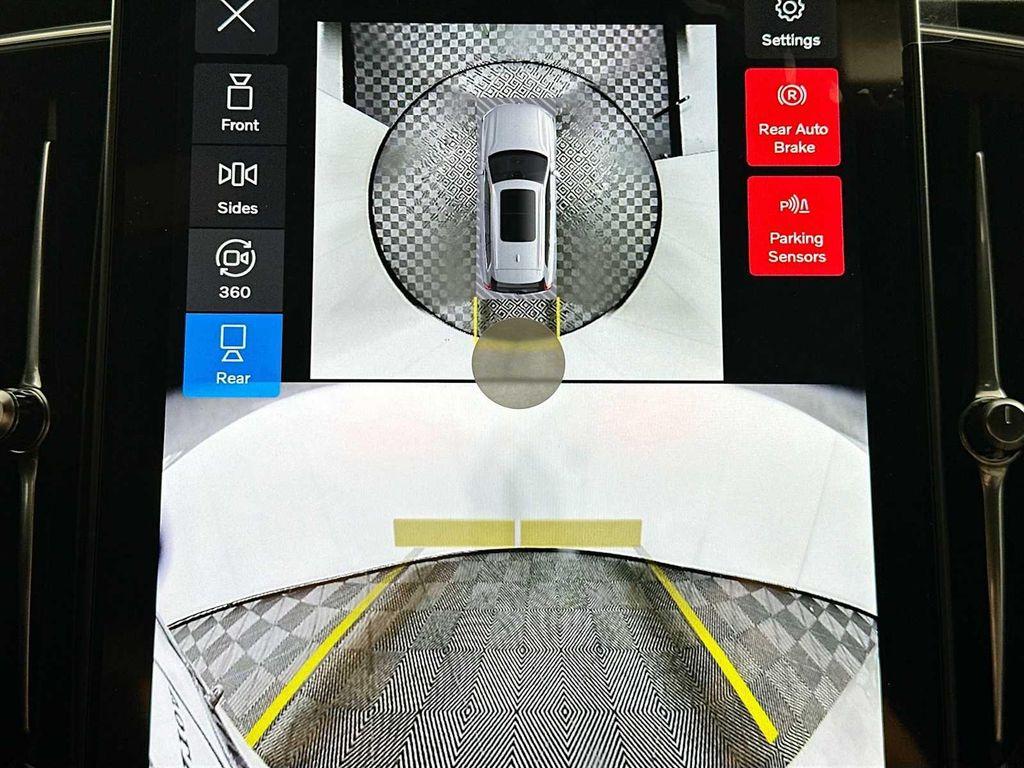 new 2025 Volvo XC90 Plug-In Hybrid car, priced at $82,405