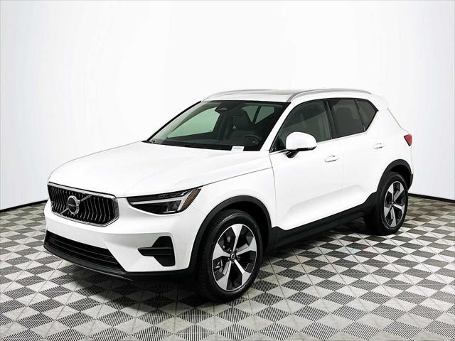 new 2025 Volvo XC40 car, priced at $46,015