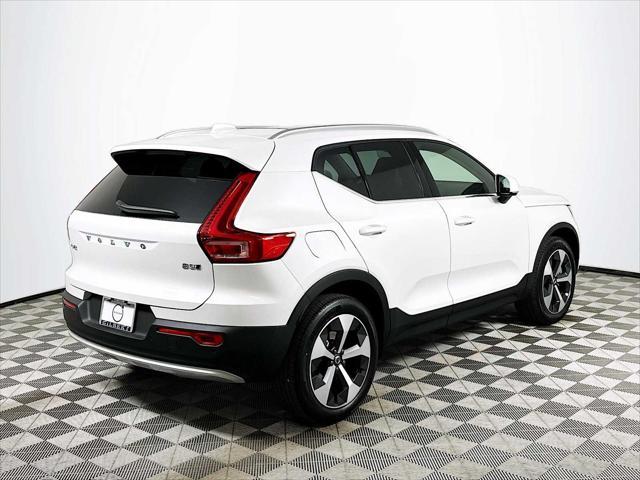 new 2025 Volvo XC40 car, priced at $46,015