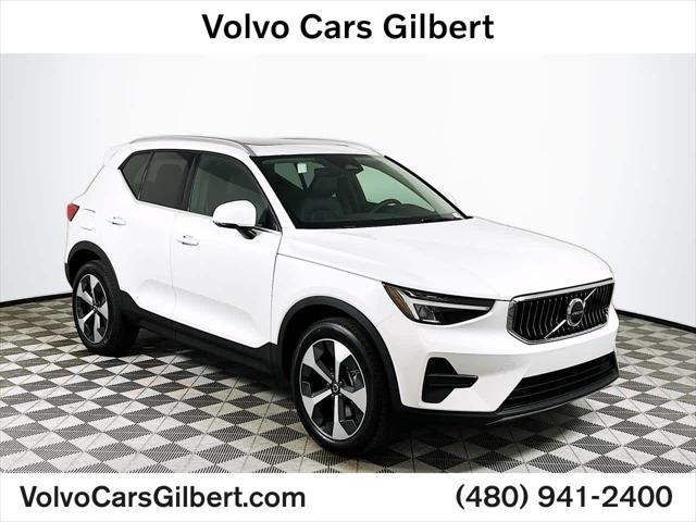 new 2025 Volvo XC40 car, priced at $46,015