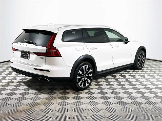 used 2021 Volvo V60 Cross Country car, priced at $42,700