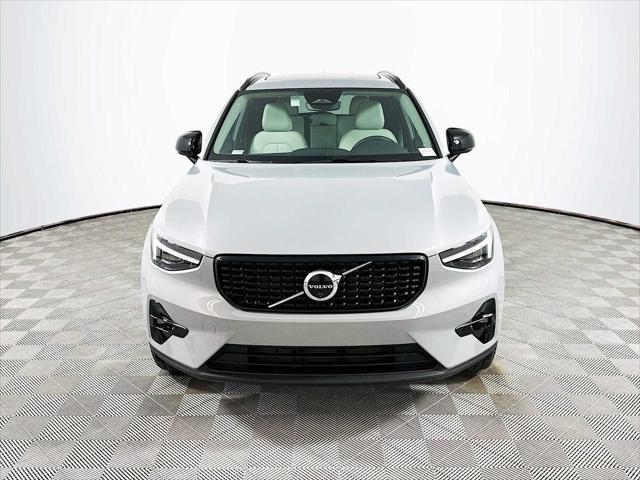 new 2025 Volvo XC40 car, priced at $50,825