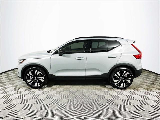new 2025 Volvo XC40 car, priced at $50,605