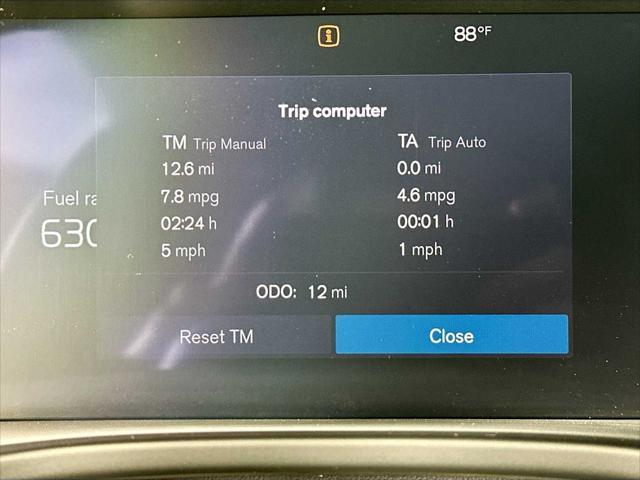 new 2025 Volvo XC40 car, priced at $50,605