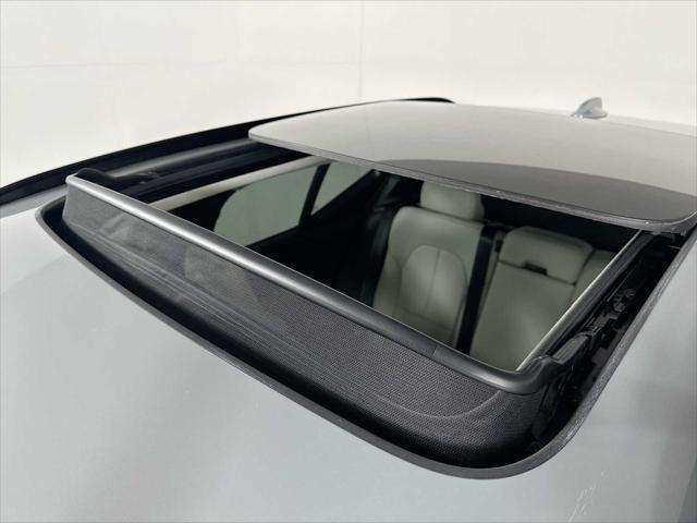 new 2025 Volvo XC40 car, priced at $50,605