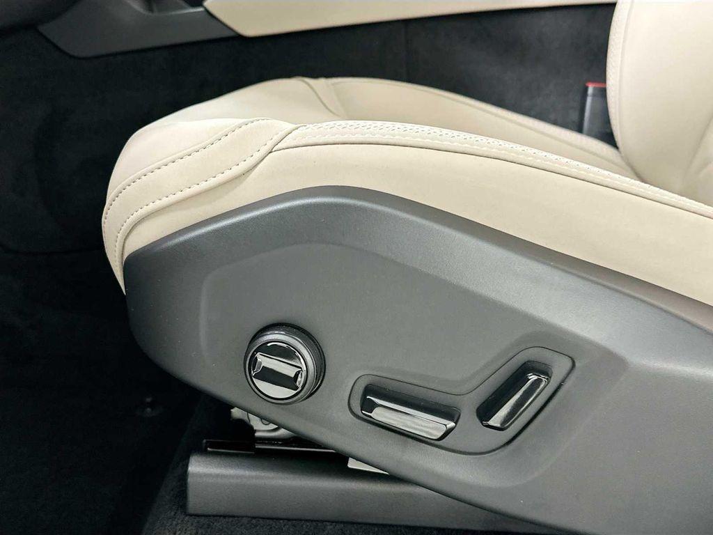 new 2025 Volvo XC90 Plug-In Hybrid car, priced at $78,805