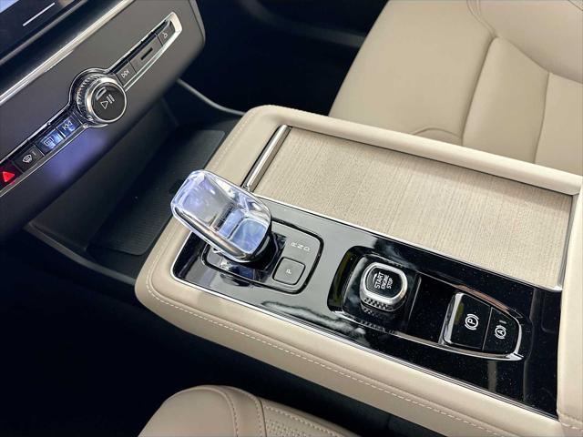 new 2025 Volvo XC90 Plug-In Hybrid car, priced at $78,805