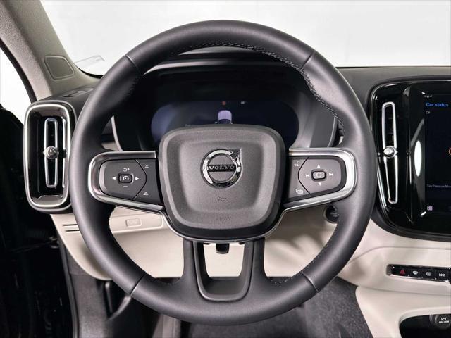used 2025 Volvo XC40 car, priced at $45,400