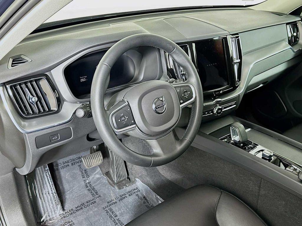 used 2023 Volvo XC60 car, priced at $33,300