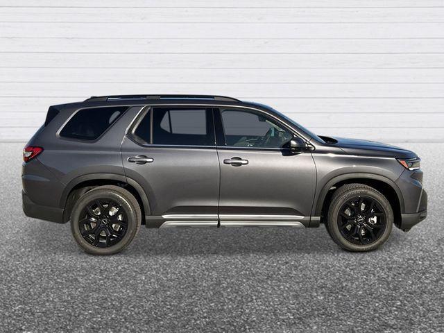 new 2025 Honda Pilot car, priced at $51,095