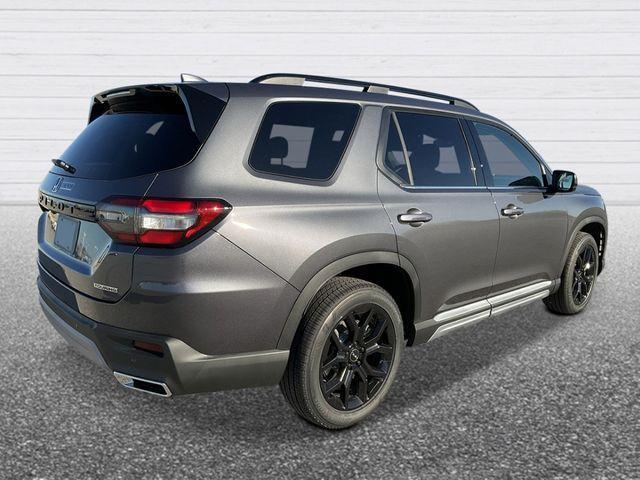 new 2025 Honda Pilot car, priced at $51,095
