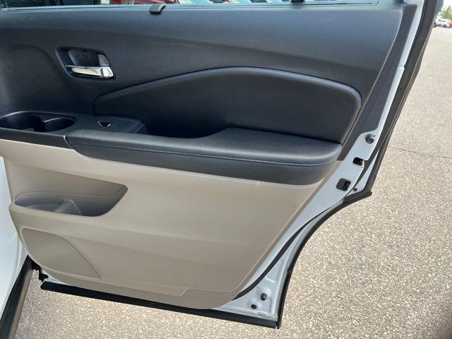 used 2022 Honda Pilot car, priced at $33,115