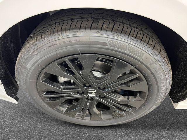 new 2026 Honda Odyssey car, priced at $45,845