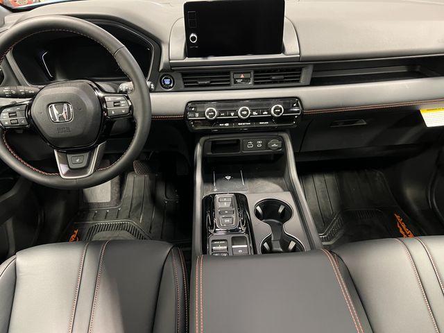 new 2025 Honda Pilot car, priced at $50,850