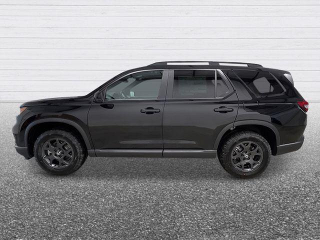 new 2025 Honda Pilot car, priced at $50,850
