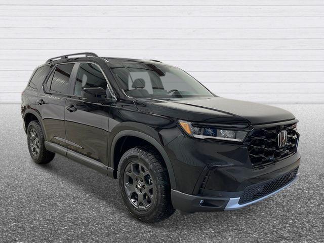 new 2025 Honda Pilot car, priced at $50,850