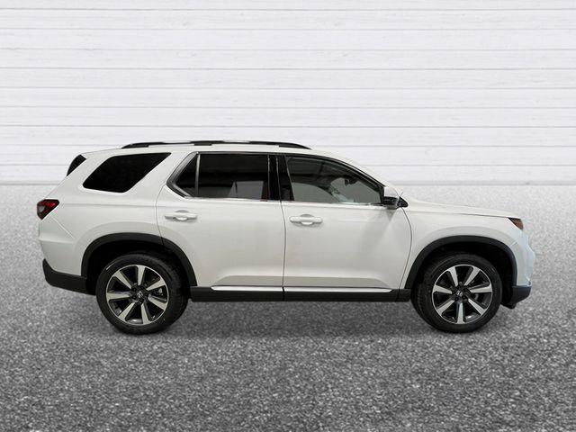 new 2025 Honda Pilot car, priced at $51,550