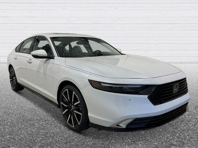 new 2025 Honda Accord Hybrid car, priced at $40,905