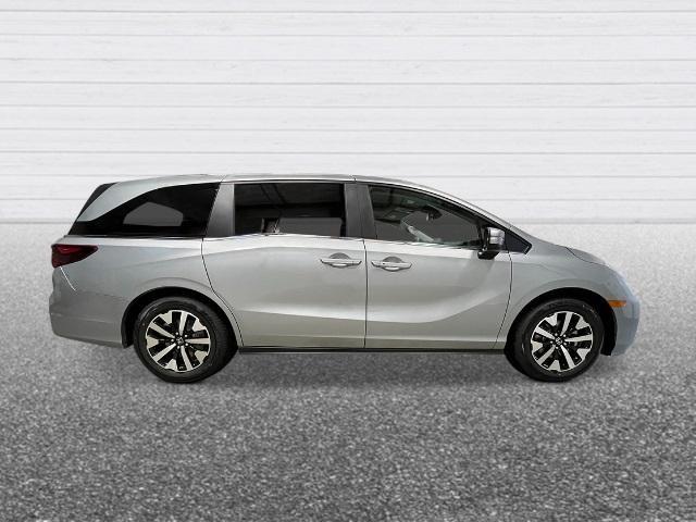 new 2025 Honda Odyssey car, priced at $43,670