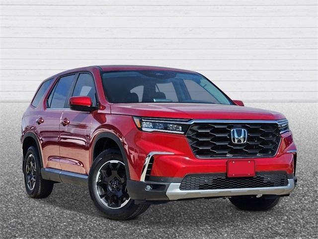 new 2025 Honda Pilot car, priced at $49,405