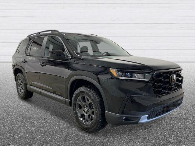 new 2025 Honda Pilot car, priced at $50,850