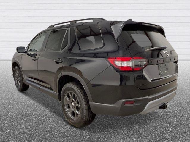 new 2025 Honda Pilot car, priced at $50,850