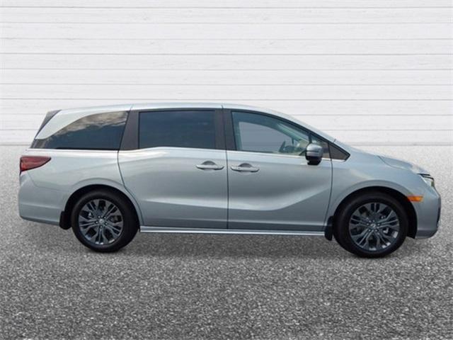 new 2025 Honda Odyssey car, priced at $48,005