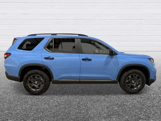 new 2025 Honda Pilot car, priced at $51,350