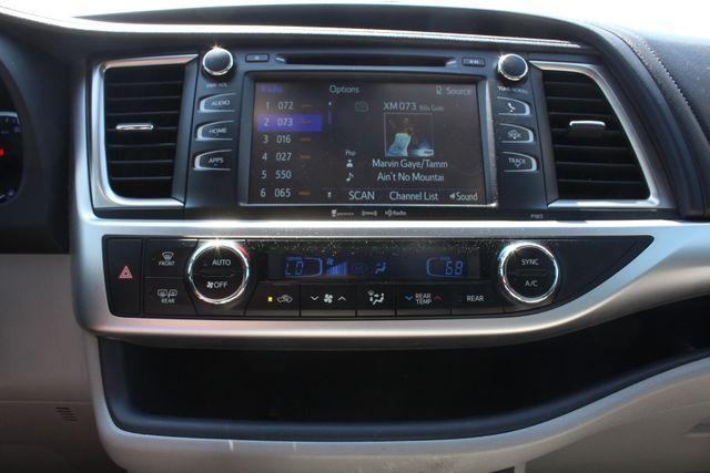 used 2019 Toyota Highlander car, priced at $22,888