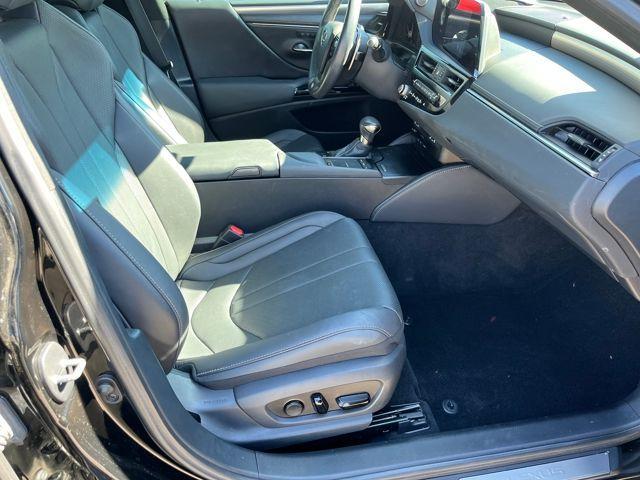 used 2022 Lexus ES 350 car, priced at $35,775