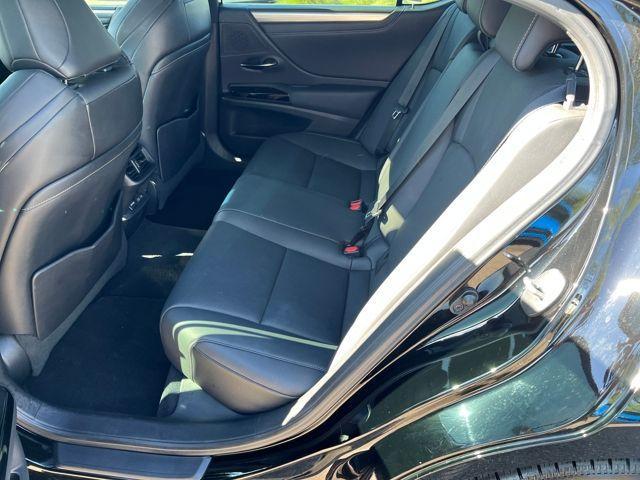used 2022 Lexus ES 350 car, priced at $35,775