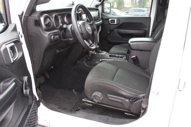 used 2019 Jeep Wrangler Unlimited car, priced at $25,998