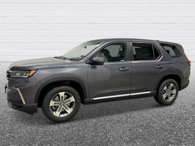 new 2025 Honda Pilot car, priced at $47,050