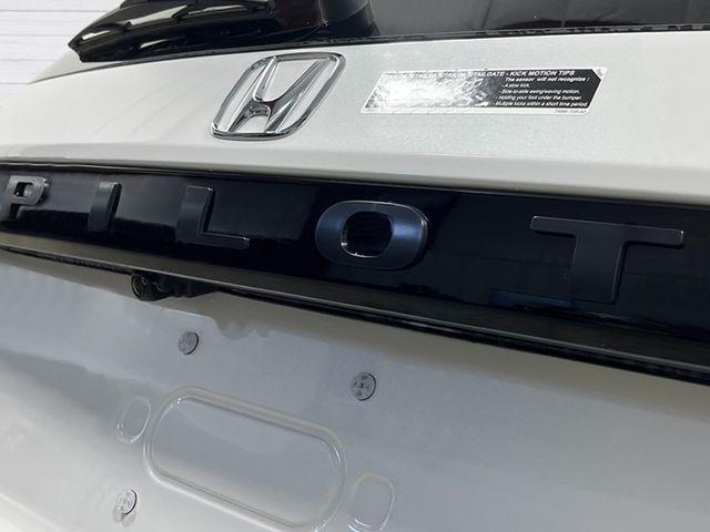 new 2025 Honda Pilot car, priced at $53,405