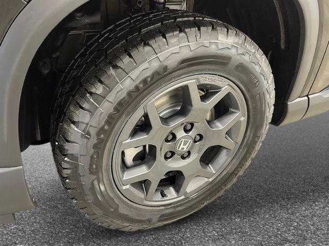 new 2025 Honda Pilot car, priced at $50,895