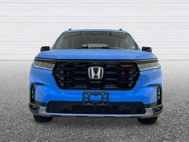 new 2025 Honda Pilot car, priced at $51,305