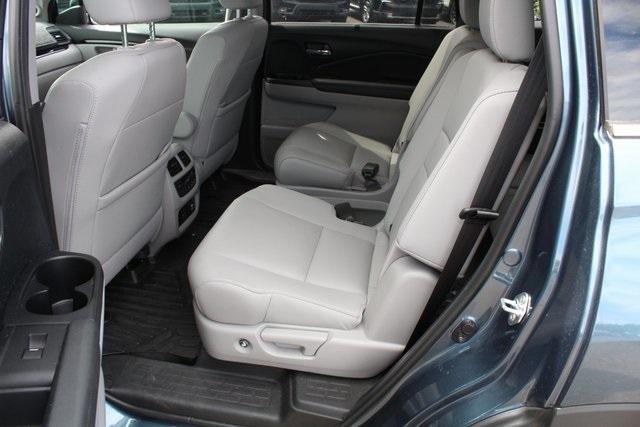 used 2022 Honda Pilot car, priced at $39,887