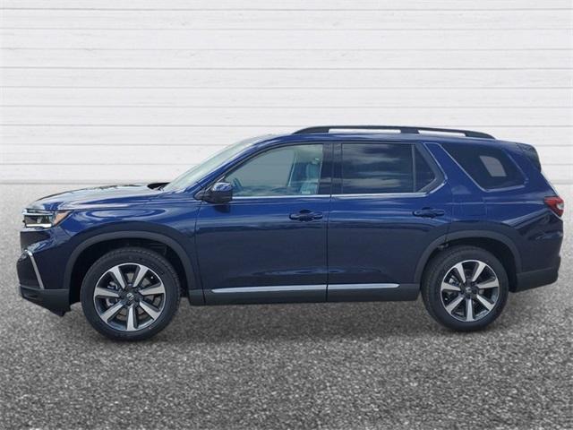 new 2025 Honda Pilot car, priced at $48,895