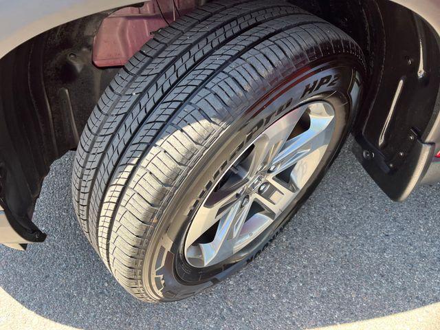 used 2023 Honda Pilot car, priced at $38,955