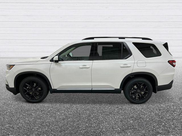 new 2025 Honda Pilot car, priced at $53,405
