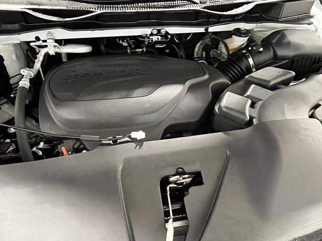 new 2025 Honda Odyssey car, priced at $48,815