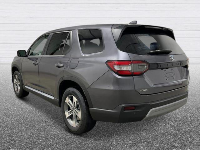 new 2025 Honda Pilot car, priced at $47,095