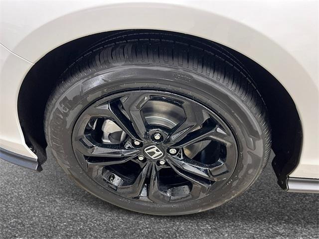 new 2025 Honda Accord car, priced at $32,165