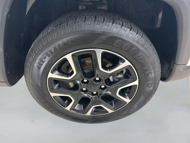 used 2021 Jeep Compass car, priced at $17,996