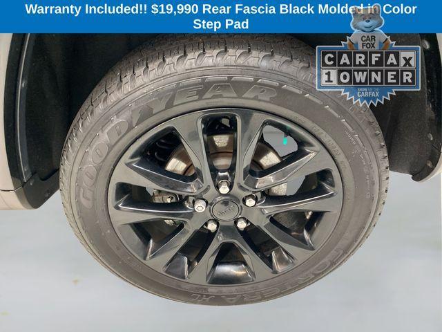 used 2021 Jeep Grand Cherokee car, priced at $19,990