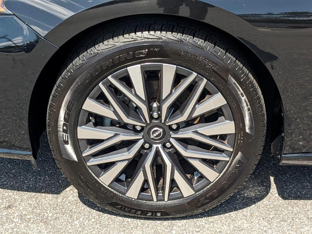 used 2023 Nissan Altima car, priced at $21,995