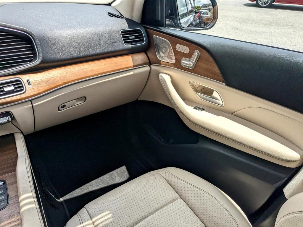 used 2021 Mercedes-Benz GLE 350 car, priced at $38,995