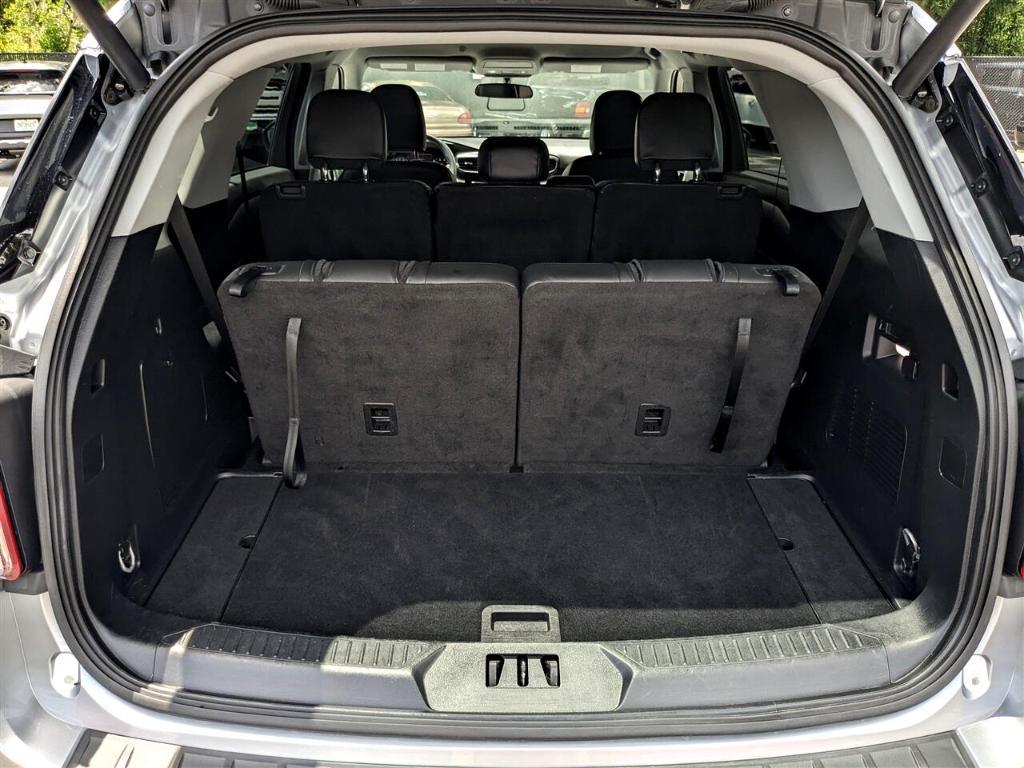 used 2023 Ford Explorer car