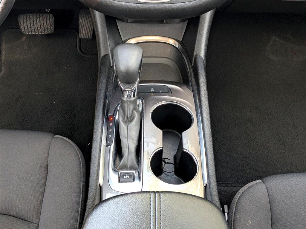 used 2022 Chevrolet Malibu car, priced at $19,995