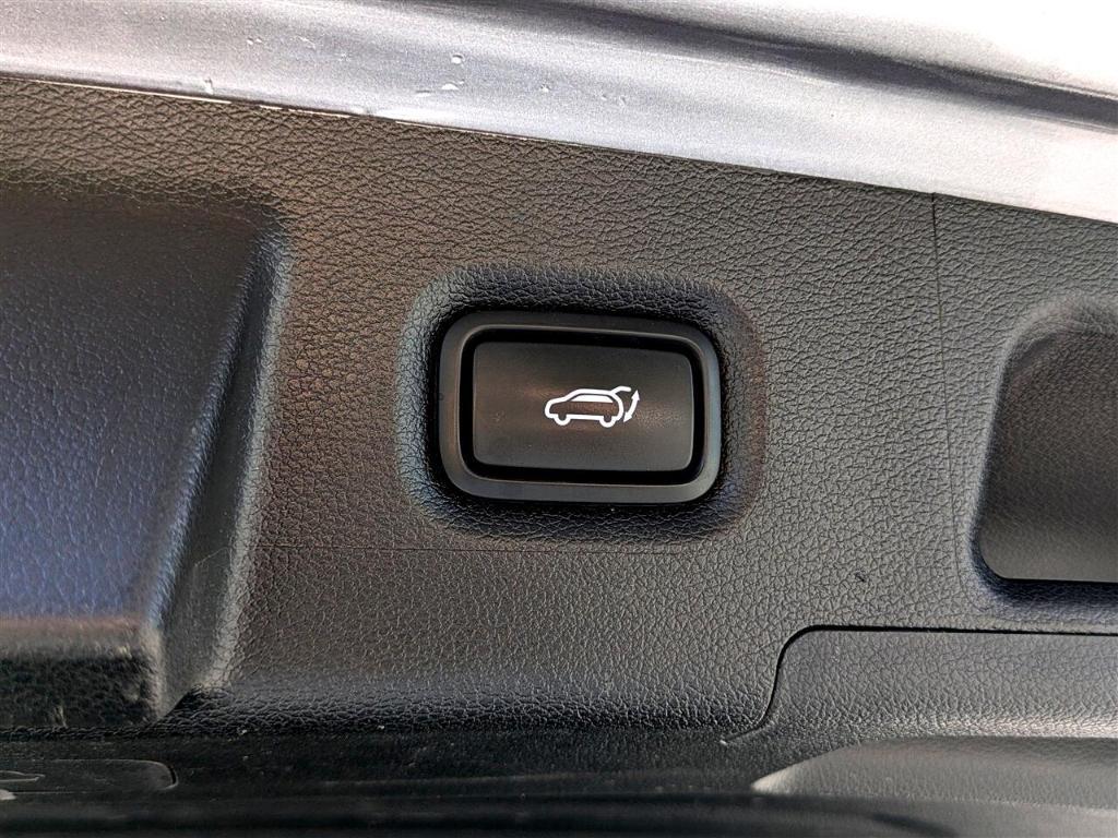 used 2023 Hyundai Santa Fe car, priced at $23,995